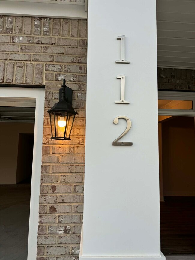 Building Photo - 112 Keating St