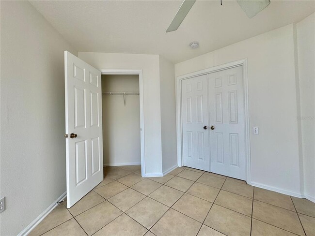 Building Photo - 8029 King Palm Cir
