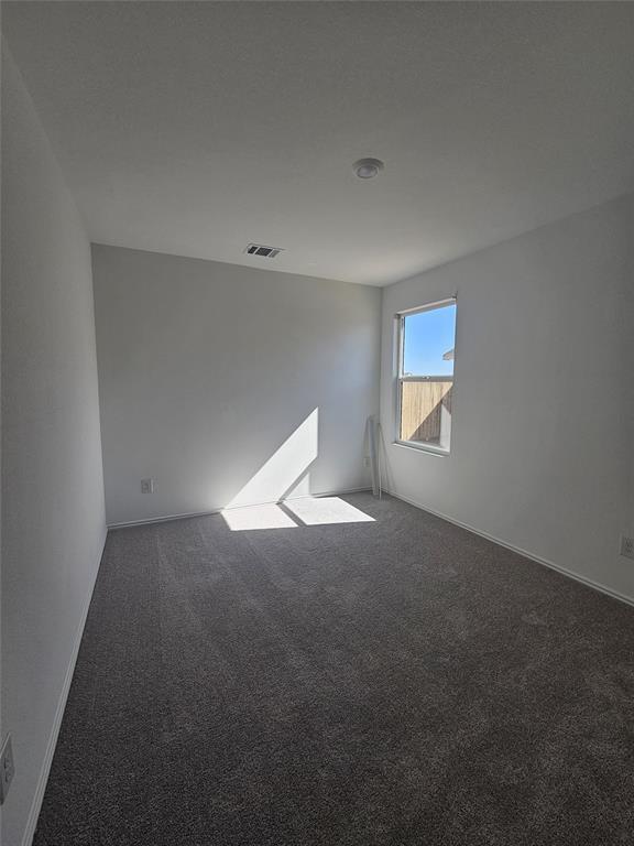 Building Photo - 2304 Blizzard Dr