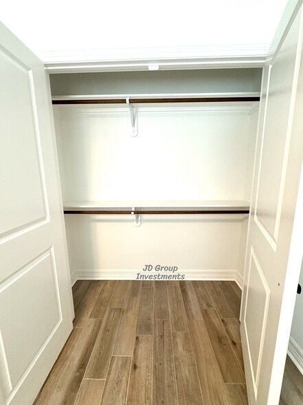 Building Photo - 540 S 28th St