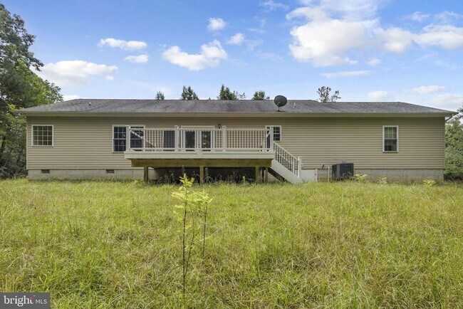 Building Photo - 11489 Lynx Dr