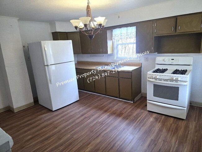 Building Photo - 307 Todd St