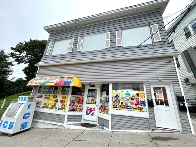 Building Photo - 1015 W Main St