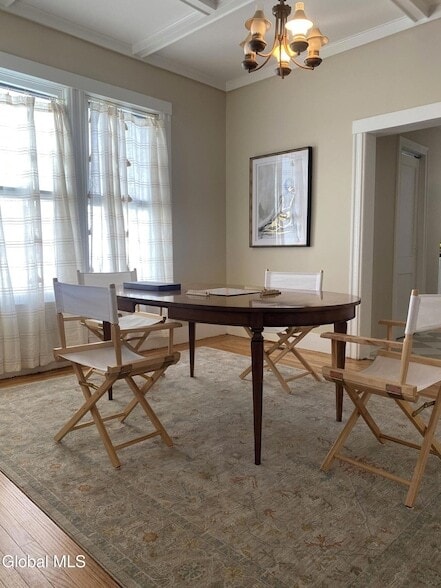 Building Photo - 77 White St