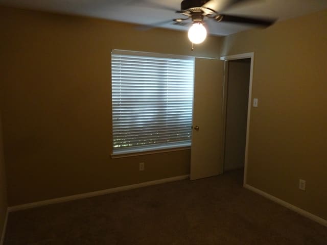 Building Photo - 20322 Linden Tree Dr