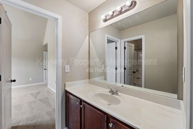 Building Photo - 6017 Reynolds Cir