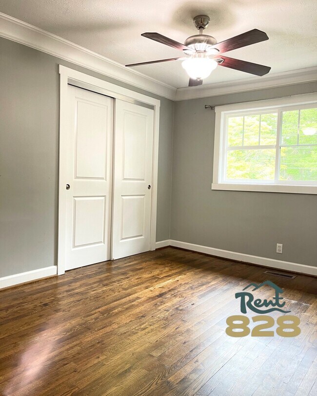 Building Photo - 726 Brookside Camp Rd