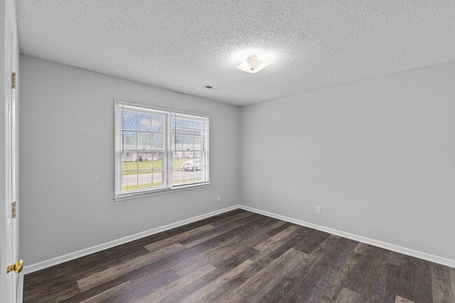 Building Photo - Cute Apartment for rent