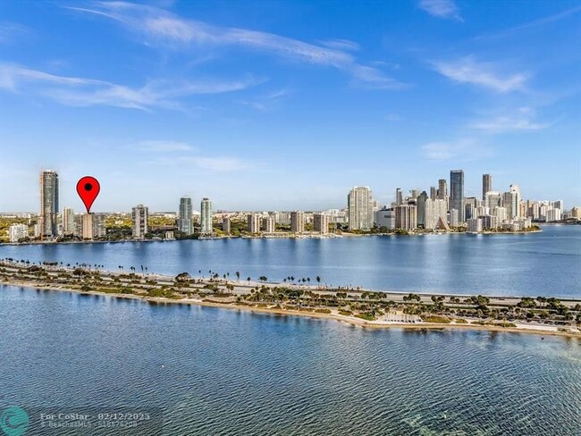 Building Photo - 2451 Brickell Ave