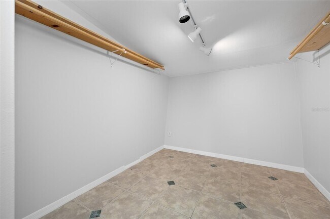 Building Photo - 5056 42nd St S