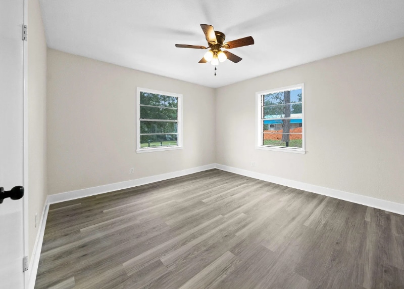 Building Photo - 246 4th Ave