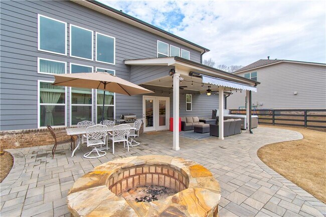 Building Photo - 409 Carmichael Cir