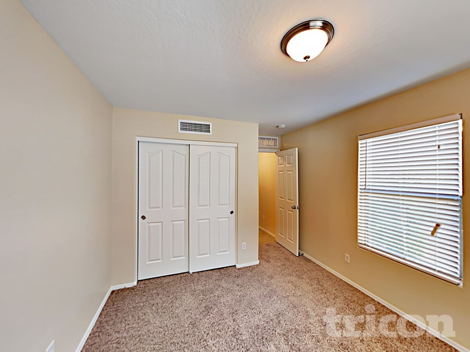 Building Photo - 45015 Bahia Dr