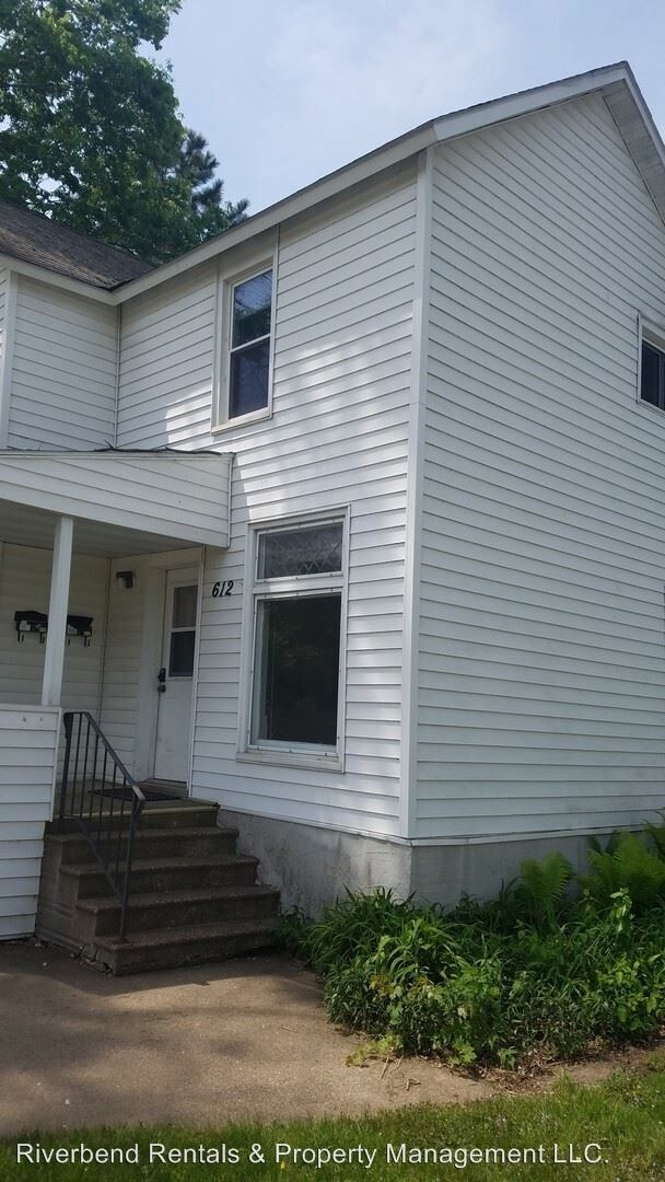 Building Photo - 610-612 1st Ave