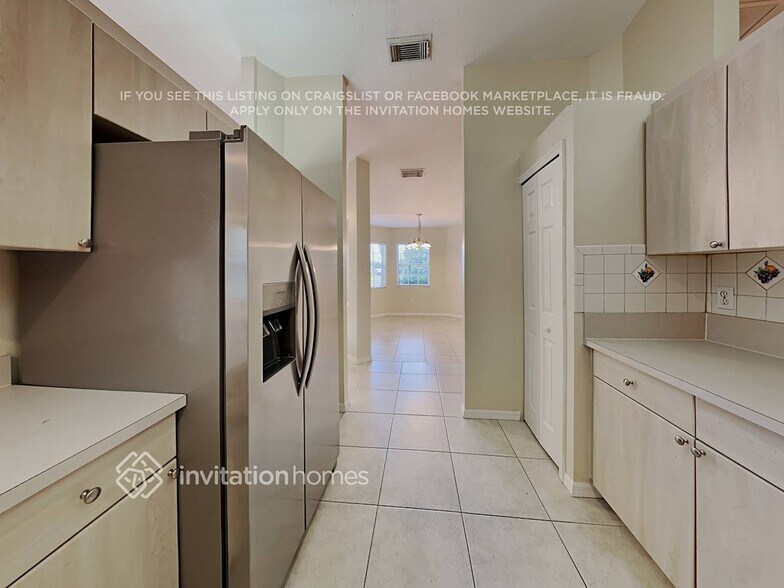 Building Photo - 4081 SW Jaqust St