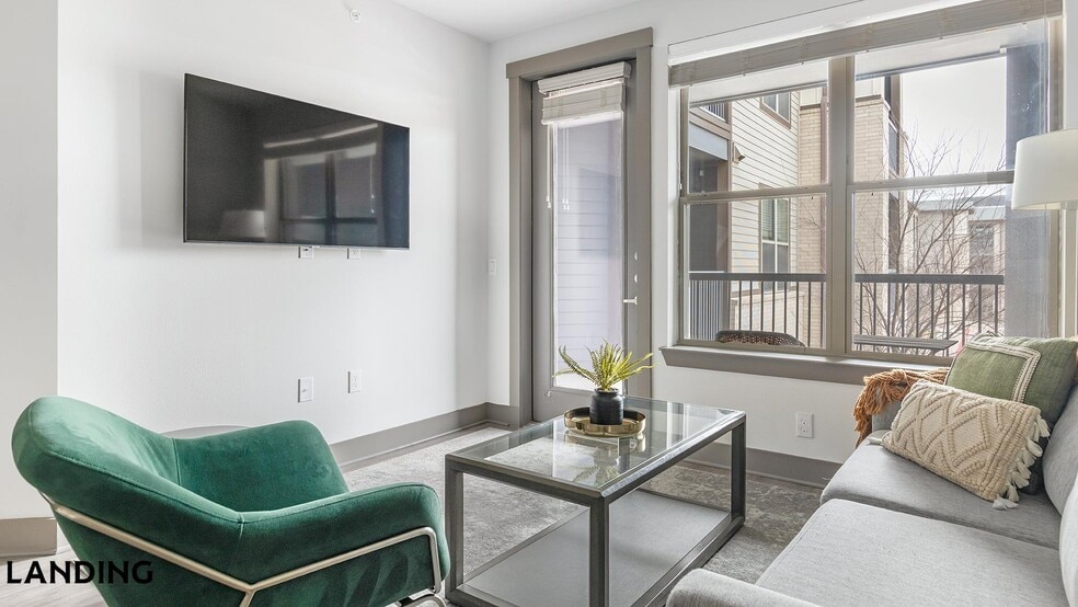 Building Photo - 2650 S McDonald St