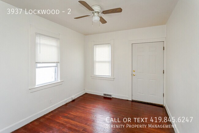 Building Photo - 3937 Lockwood-2