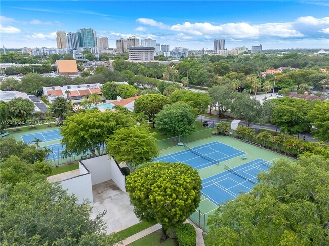 Building Photo - 8087 SW 86th Terrace