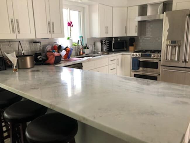 Building Photo - 3500 sq ft home with huge yard in Olympus ...