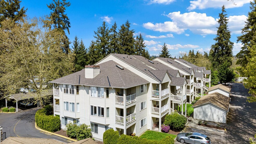Primary Photo - Sammamish River Apartments