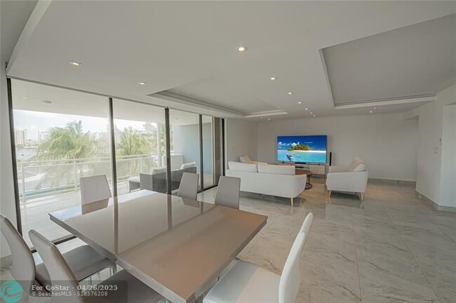 Building Photo - 468 Golden Isles Dr