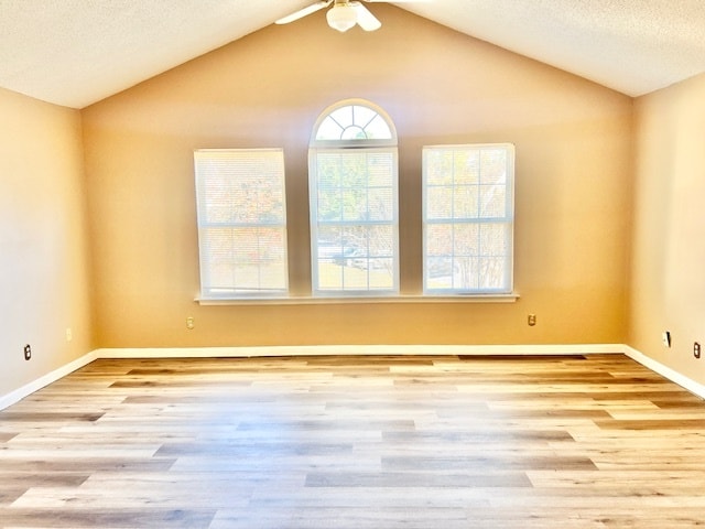 Building Photo - 2117 Sanderling Dr