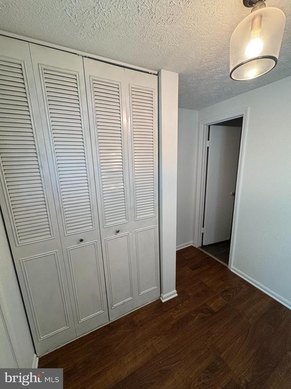 Building Photo - 9730 Red Clover Ct