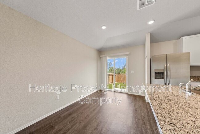 Building Photo - 8718 Broad Wing Dr