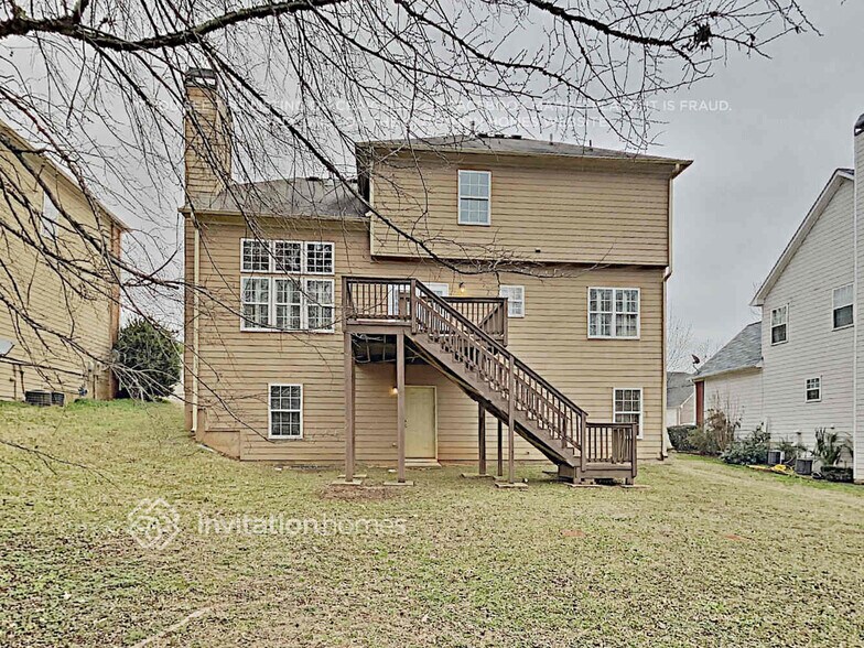 Building Photo - 704 Nightwind Way