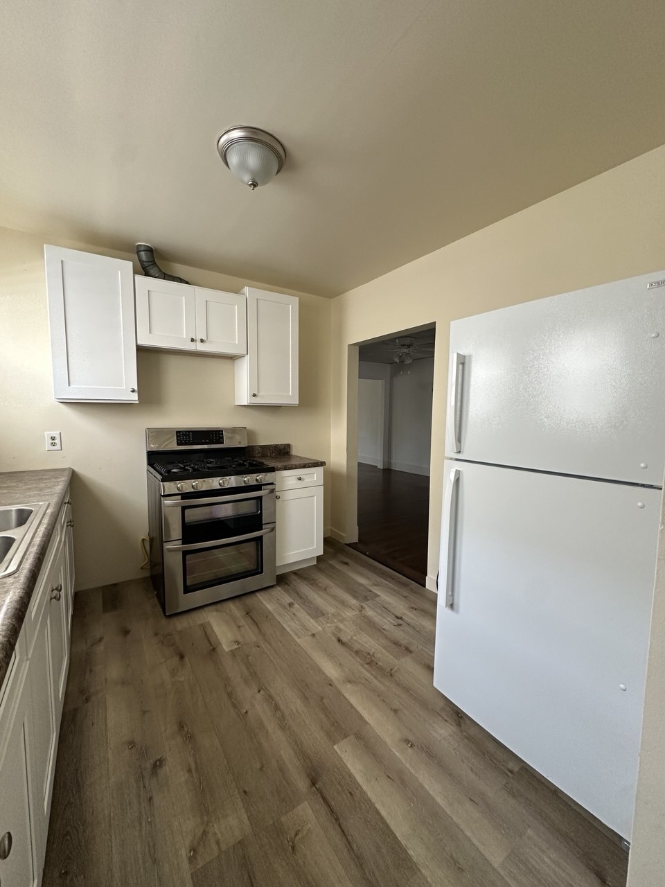 renovated kitchen - 120 N Berendo St