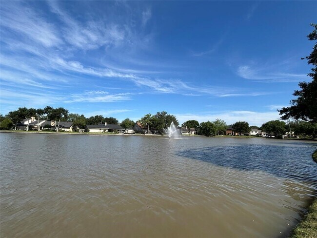 Building Photo - 2802 Grants River Cir