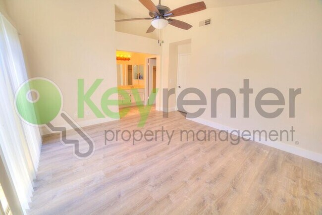 Building Photo - 5627 Terrace Dr