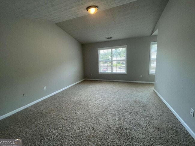 Building Photo - 2077 Patterson Park Pl