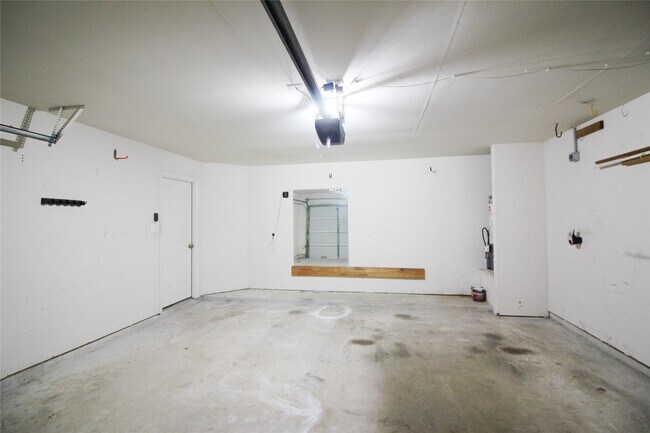 Building Photo - 21611 Britton Hill Way