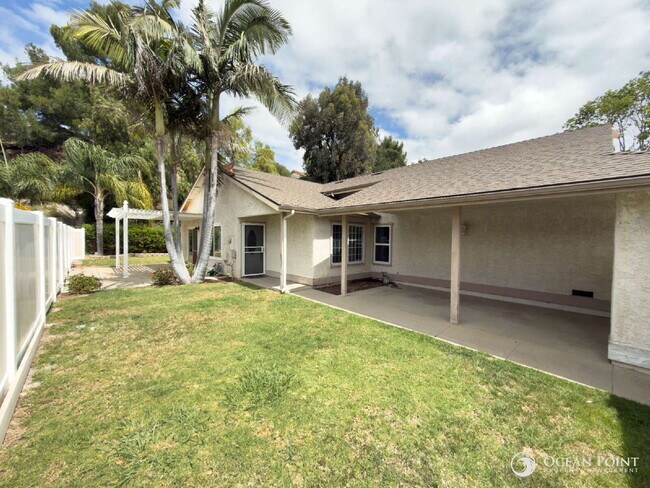 Building Photo - Charming 3-Bed Camarillo Home with Spacious Fenced Yard!
