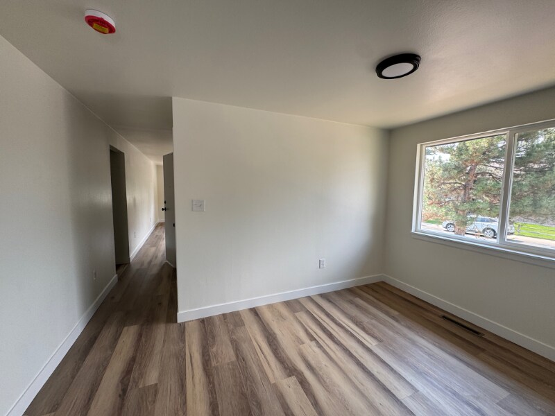 Building Photo - 804 Meeker St