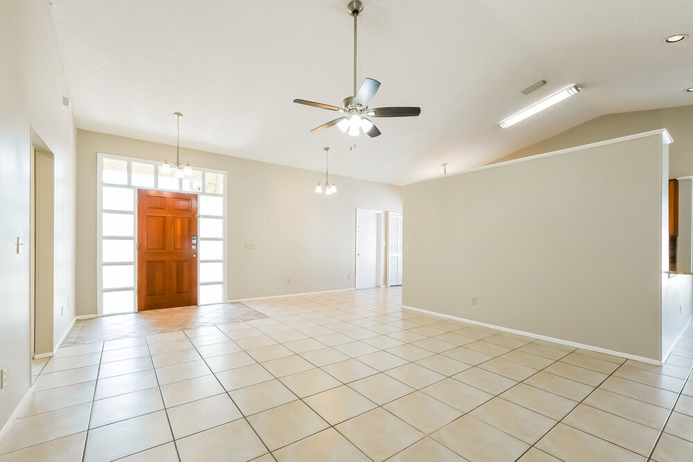 Building Photo - 797 Minerva Ln