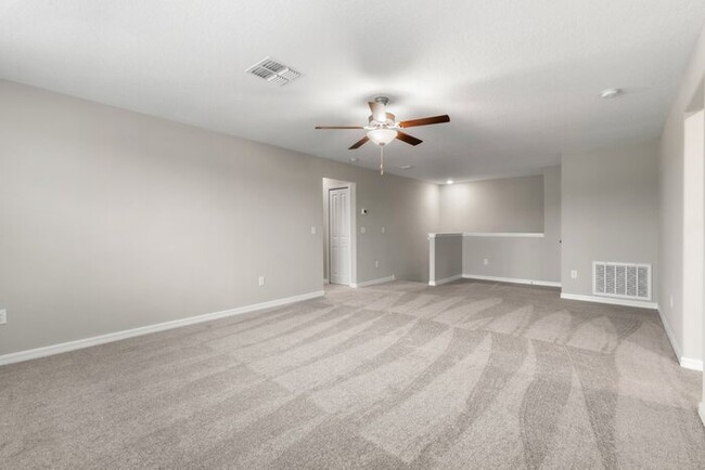 Building Photo - LIKE NEW Home For Rent in Creek Preserve!