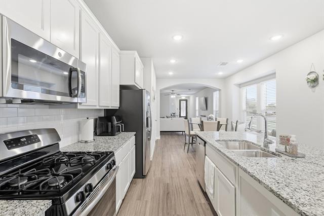 Building Photo - 5582 Yarborough Dr