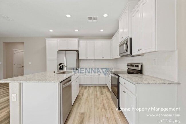 Building Photo - 2327 Comstock Ln