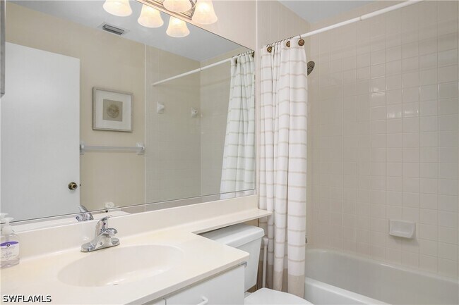 Building Photo - 7754 Emerald Cir