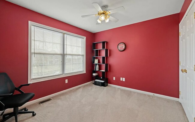 Building Photo - Spacious, Stylish, and Full of Charm – 3 bedroom home in Lexington | $1,900/mo