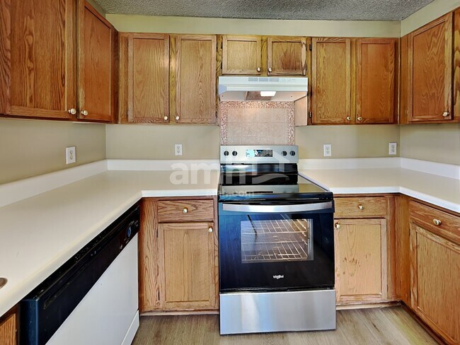 Building Photo - 4318 Crowfield Dr