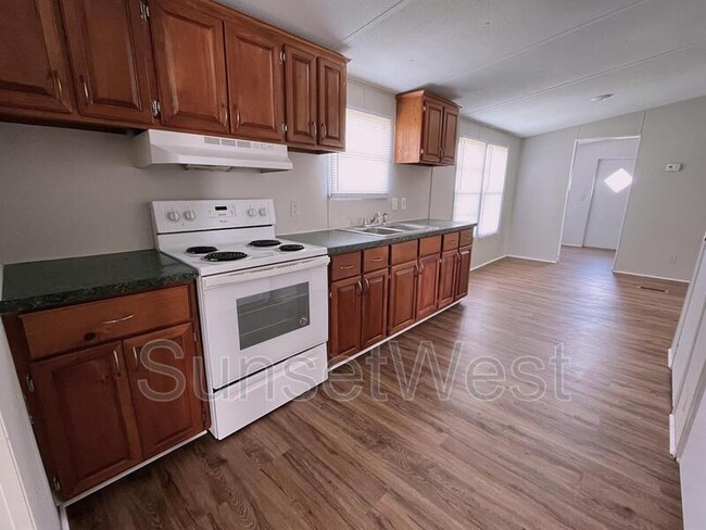 Building Photo - 217 E Tower Ln