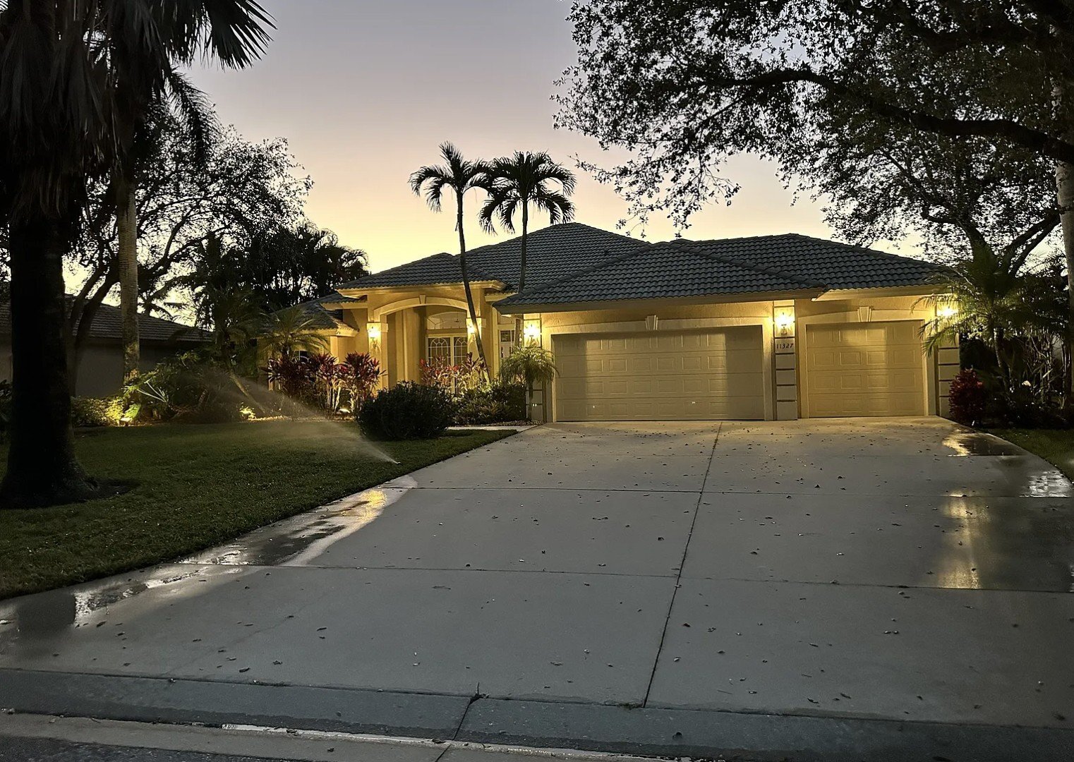 Building Photo - 11327 Longshore Way E