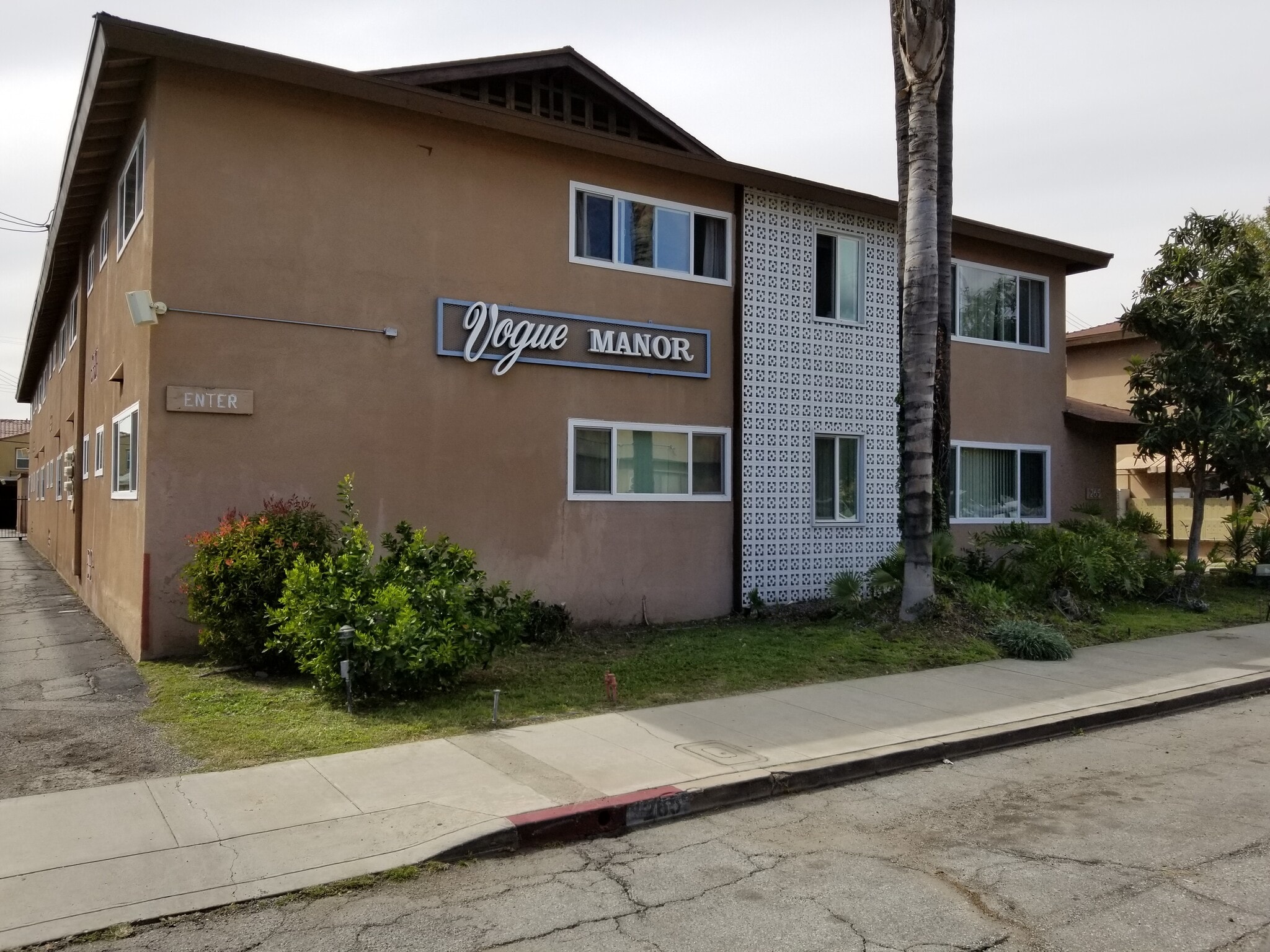 Building Photo - 265 San Marcos St