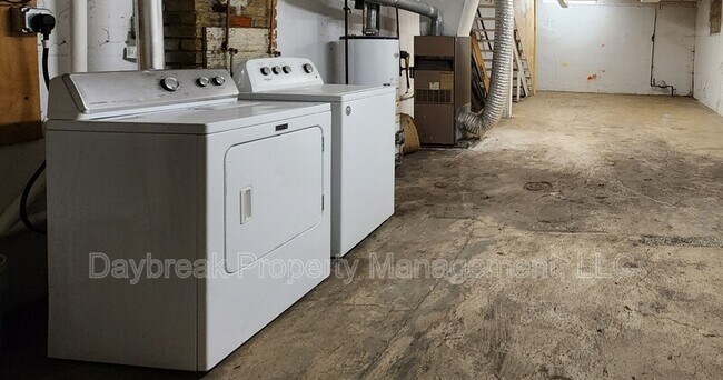 Building Photo - 1314 3rd Ave N