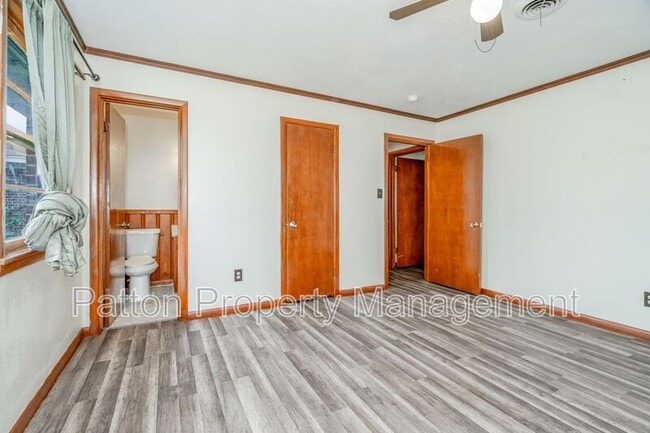 Building Photo - 1703 Pecos St