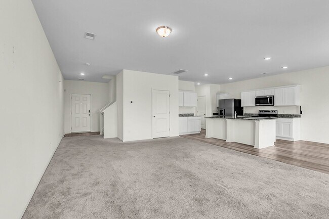 Building Photo - 424 Pender Woods Dr
