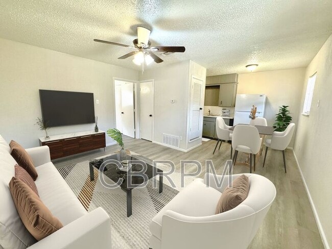 Building Photo - 1103 52nd St